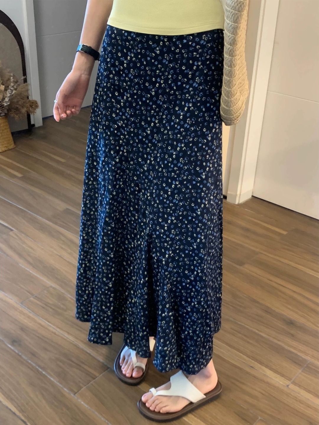 تنورة ميدي بطبعة زهور بمقاسات  - مراجعة Midi Skirt Floral وسعره