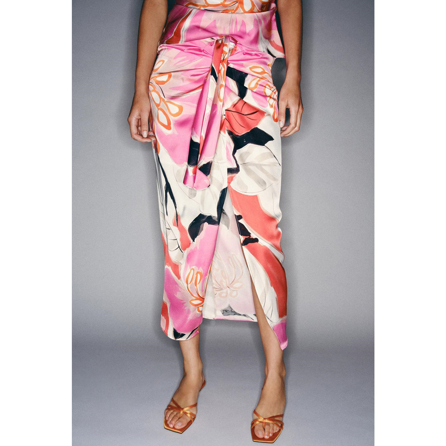 تنورة ميدي بخصر مرتفع، فستان ب - مراجعة Midi Skirt Floral وسعره
